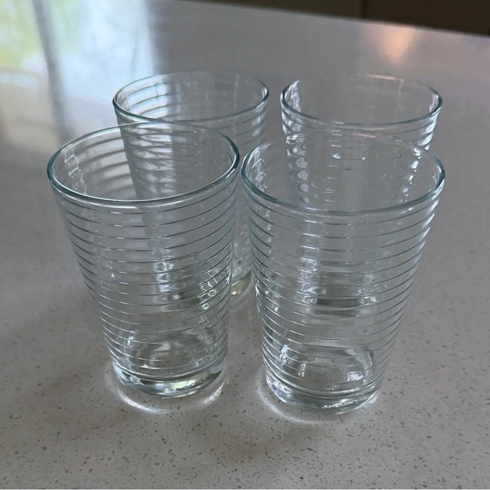Crate & Barrel Set of 4 Juice Ring Glasses